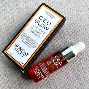 ❤️ SUNDAY RILEY C.E.O. Glow Vitamin C and Turmeric Face Oil mini